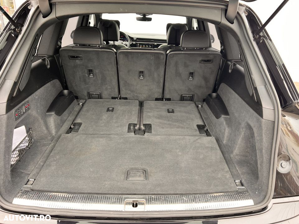 Audi Q7 - 36