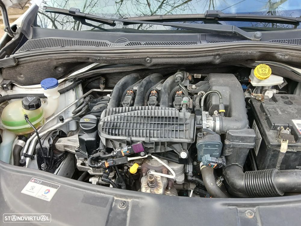 Peugeot 2008 PureTech 82 Style - 31
