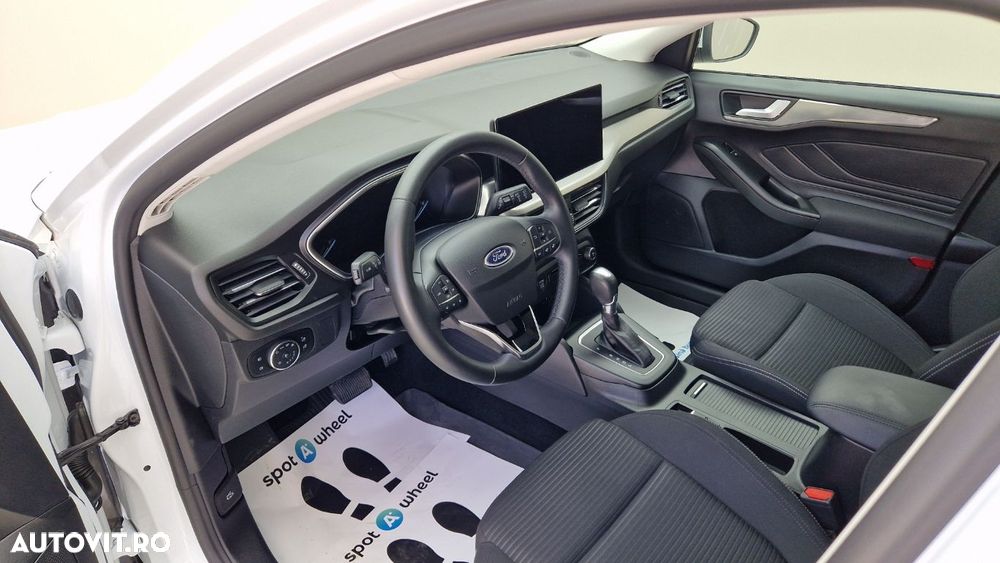 Ford Focus - 14