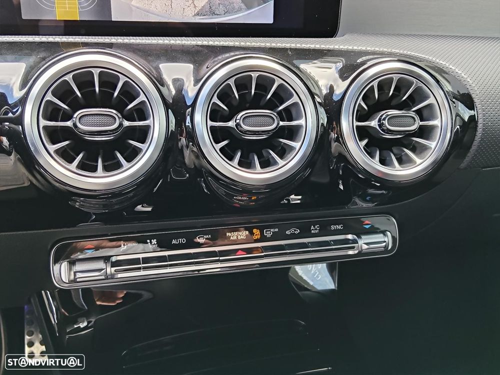 Mercedes-Benz CLA 200 d Shooting Brake AMG Line Aut. - 22