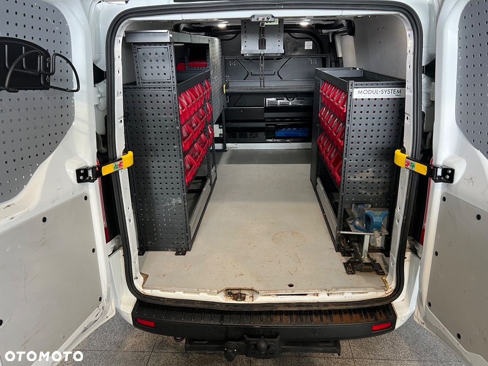 Ford Transit Custom - 13