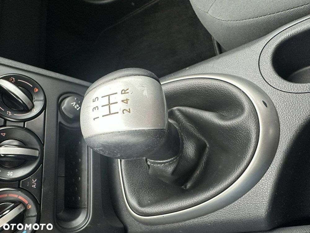 Nissan Qashqai - 24