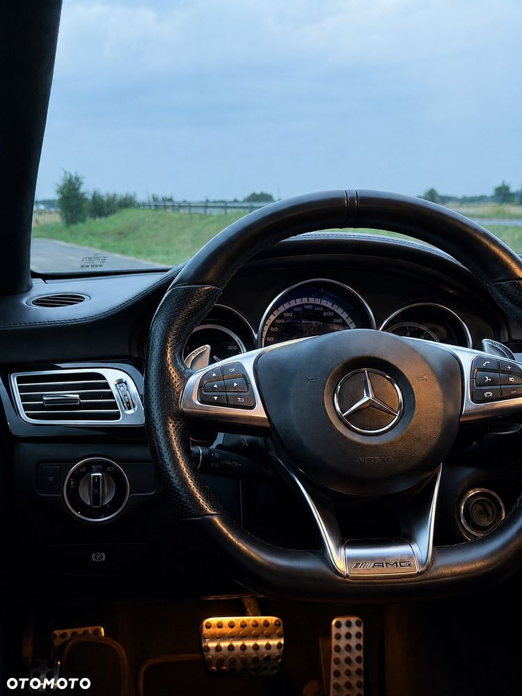 Mercedes-Benz CLS 63 AMG - 31
