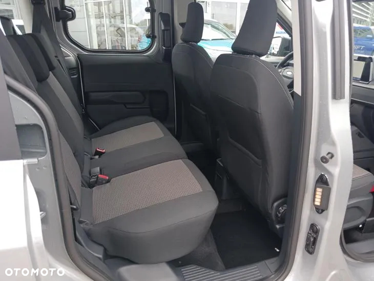 Ford Tourneo Courier 1.0 EcoBoost Trend - 27