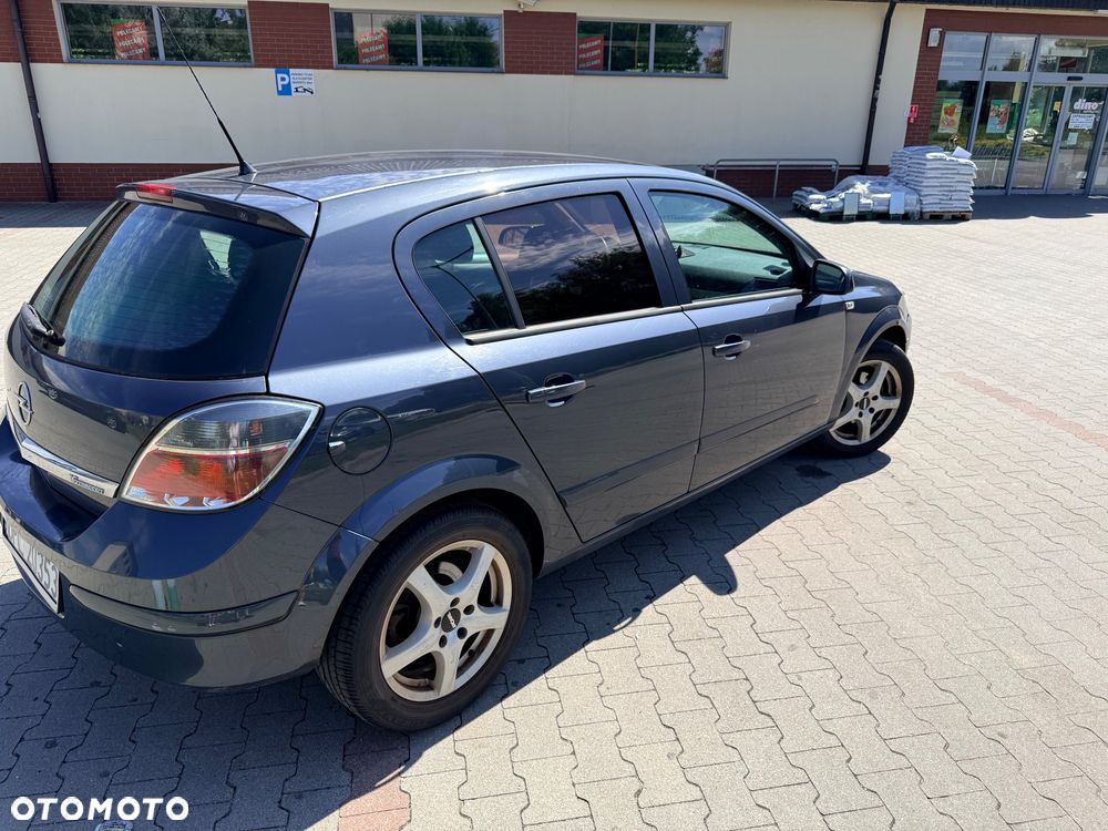 Opel Astra 1.6 Sport - 13