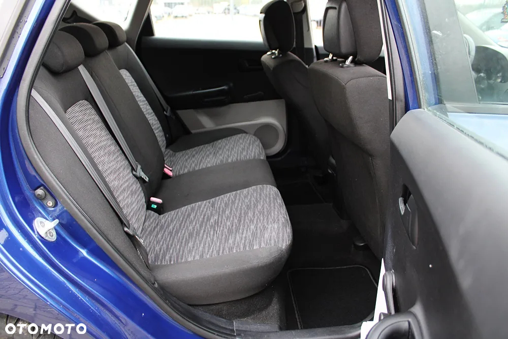 Kia Ceed - 30