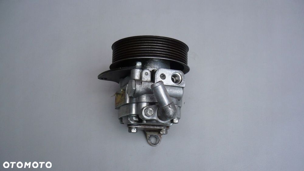 Pompa wspomagania Discovery III IV 2,7D 3,0D J86FB - 3