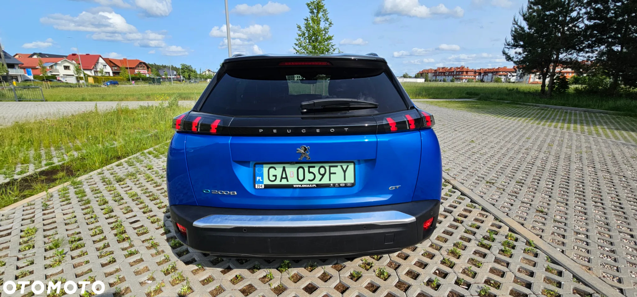 Peugeot 2008 e-2008 GT - 6