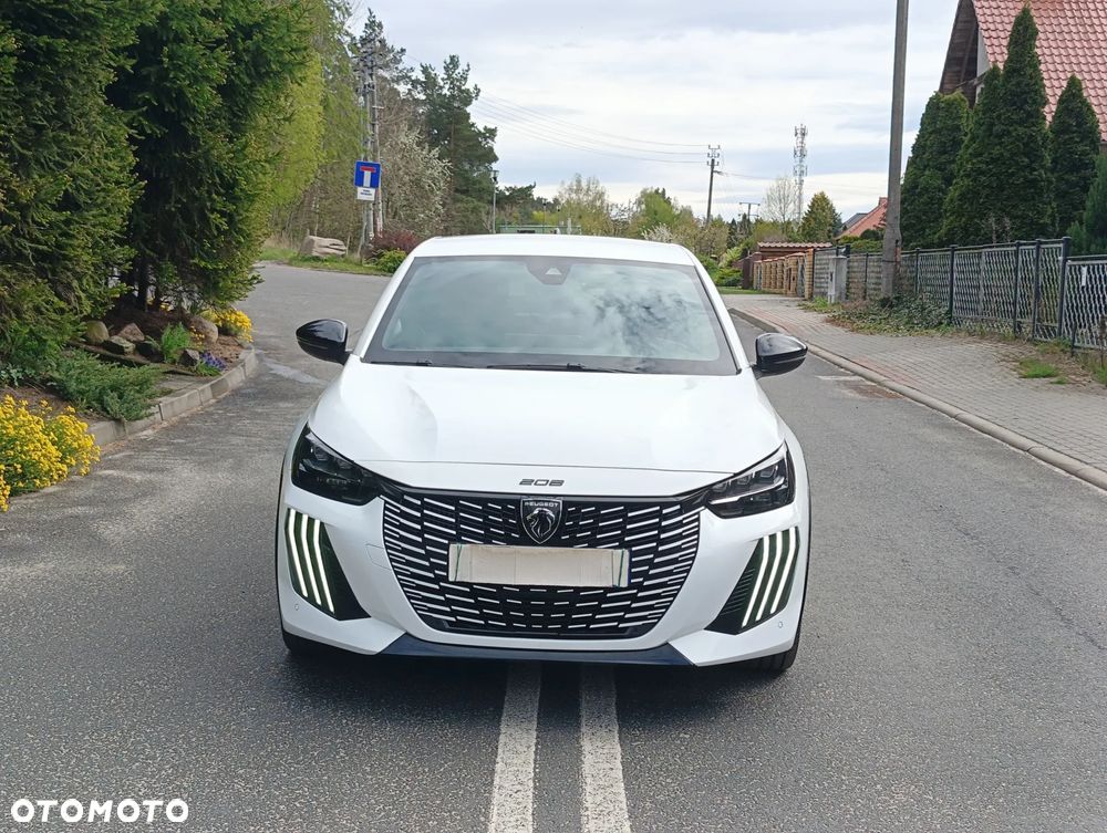Peugeot 208 PureTech 100 EAT8 GT Pack - 29