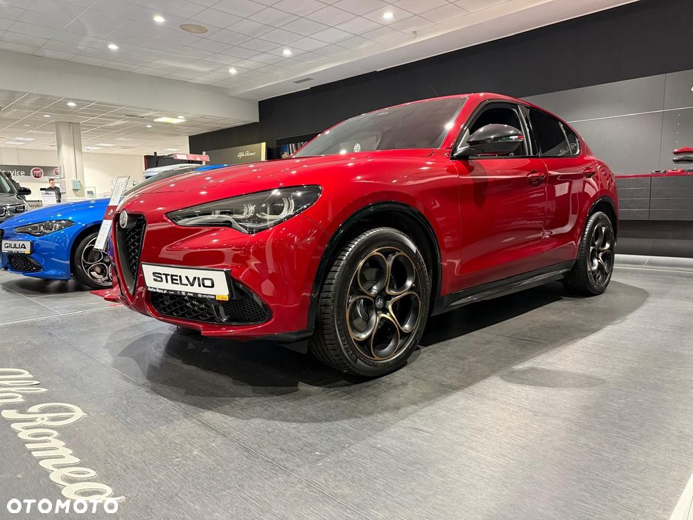 Alfa Romeo Stelvio 2.0 Turbo Intensa Q4 - 1