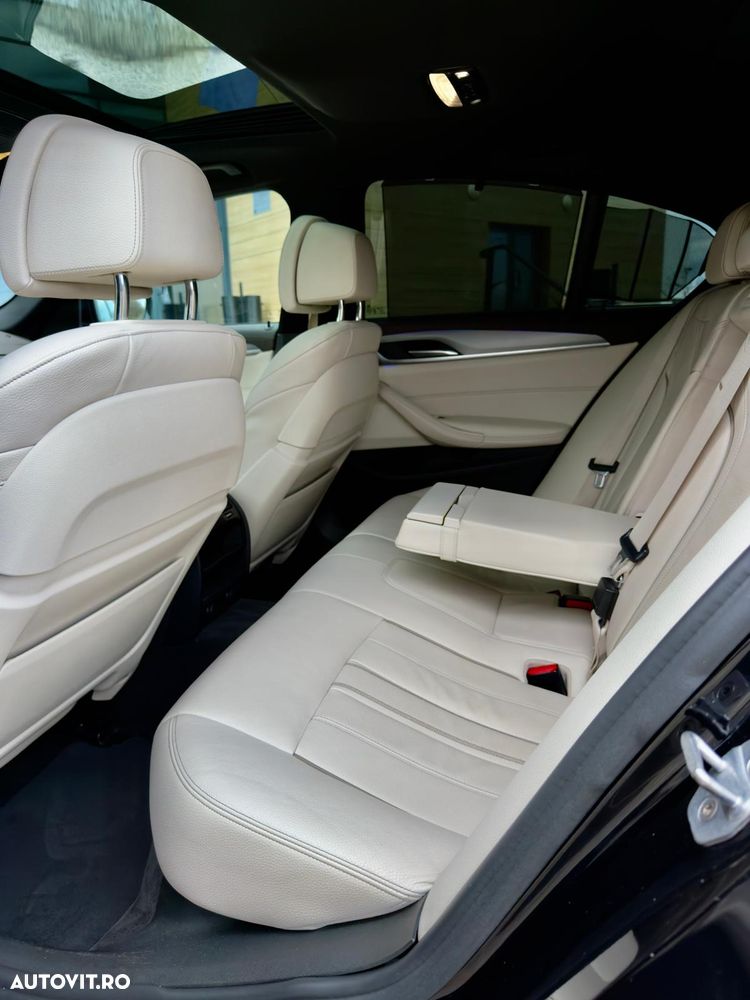 BMW Seria 5 520d Aut. M Sport Edition - 17