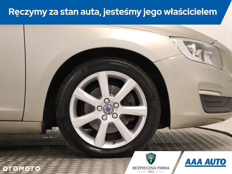 Volvo V60 - 16