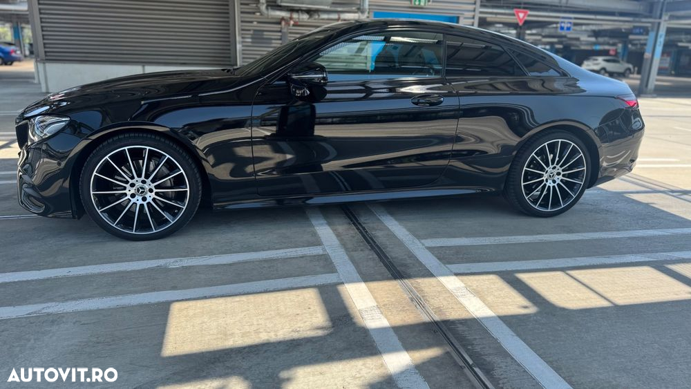 Mercedes-Benz E 220 d Coupe 9G-TRONIC AMG Line - 3