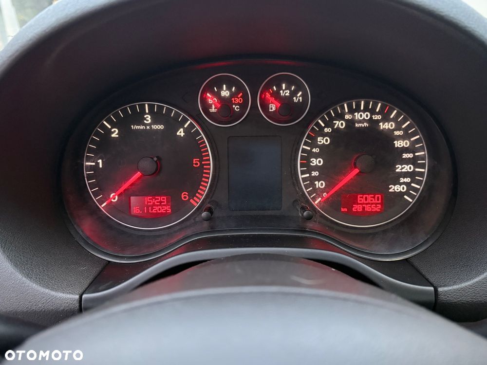 Audi A3 Sportback - 8