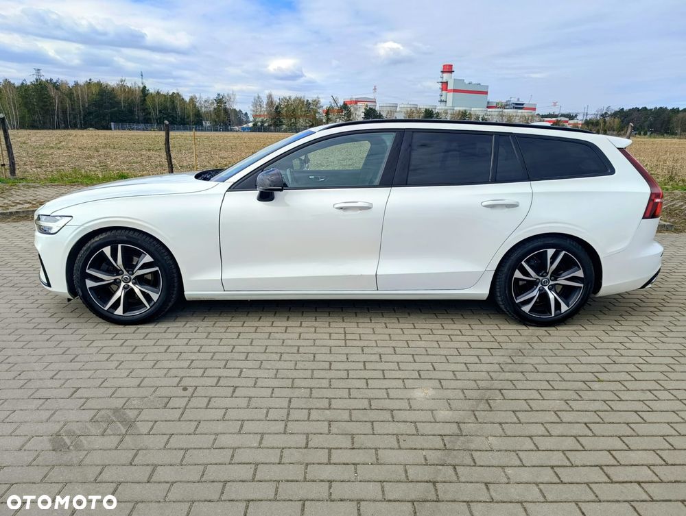 Volvo V60 T5 Geartronic R-Design - 3