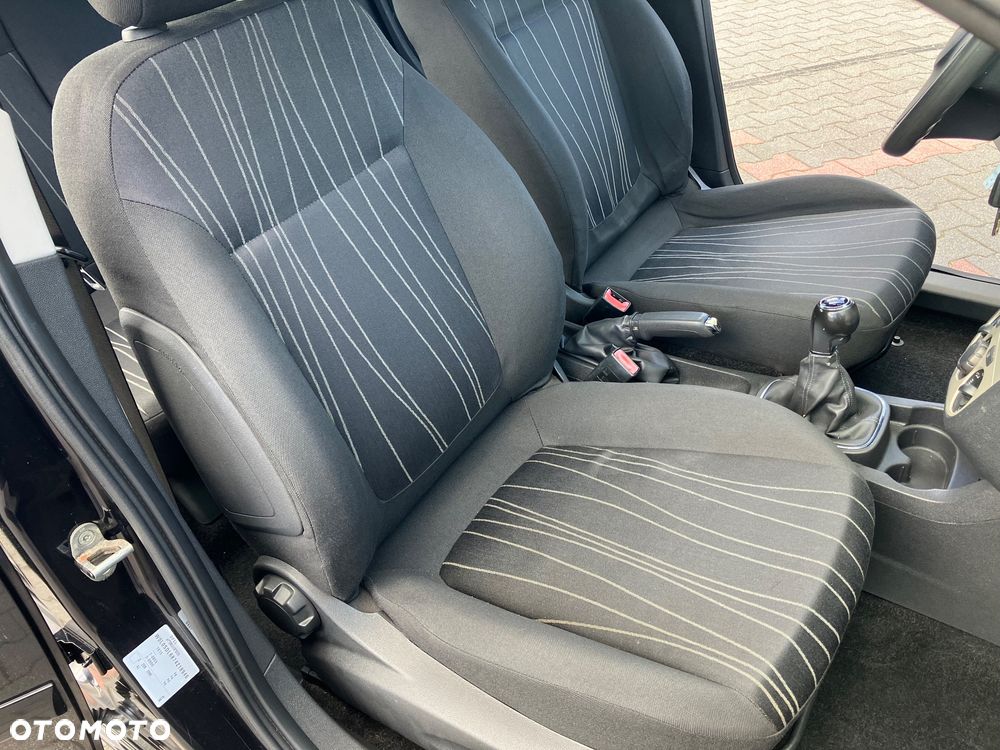 Opel Corsa 1.4 16V - 15