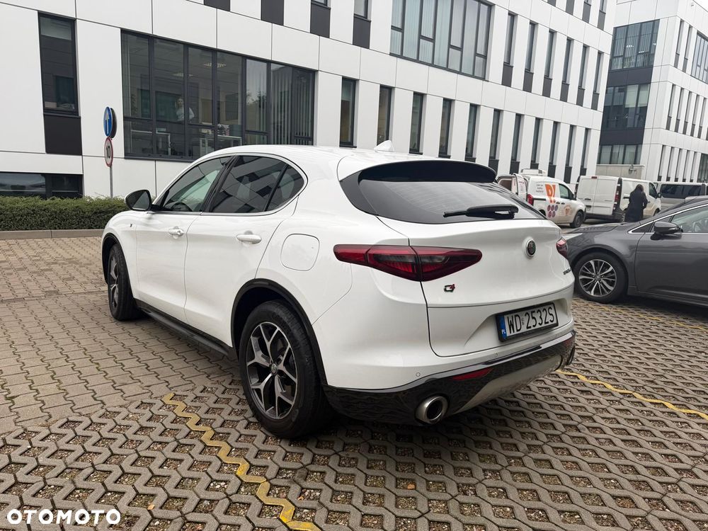 Alfa Romeo Stelvio 2.0 Turbo Veloce TI Q4 - 3