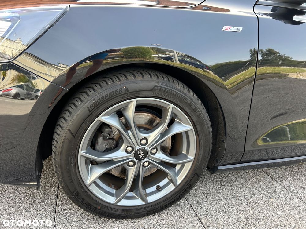 Ford Focus 1.5 EcoBoost STart-Stopp-System ST-LINE - 35