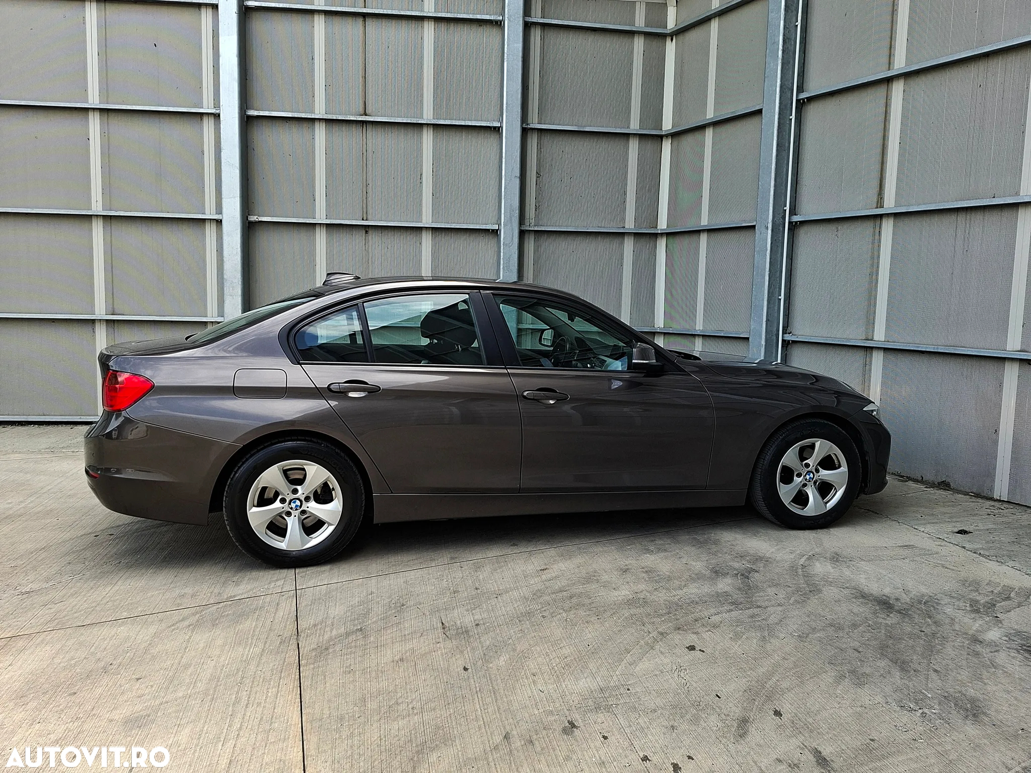 BMW Seria 3 - 10