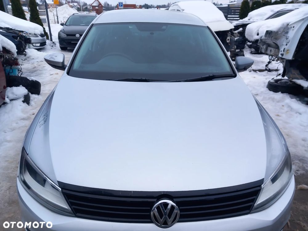 VW JETTA A6 13R MASKA POKRYWA SILNIKA KOLOR: LA7W