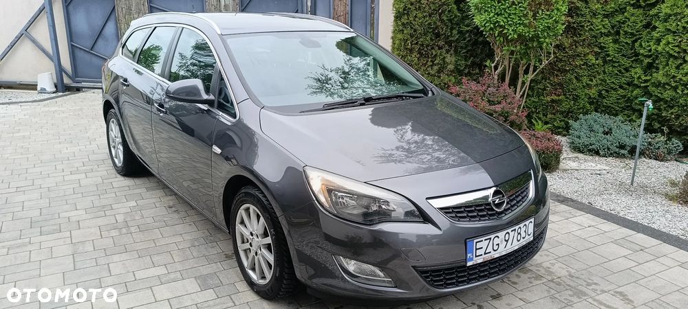 Opel Astra 2.0 CDTI DPF Sport - 2