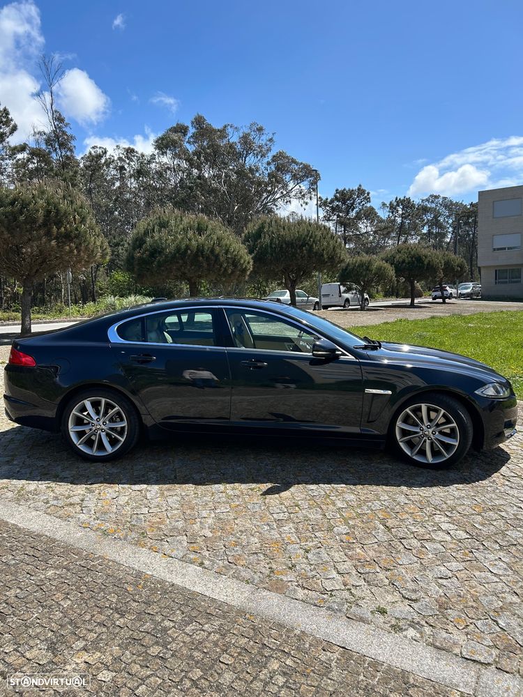 Jaguar XF 3.0 V6 S - 2