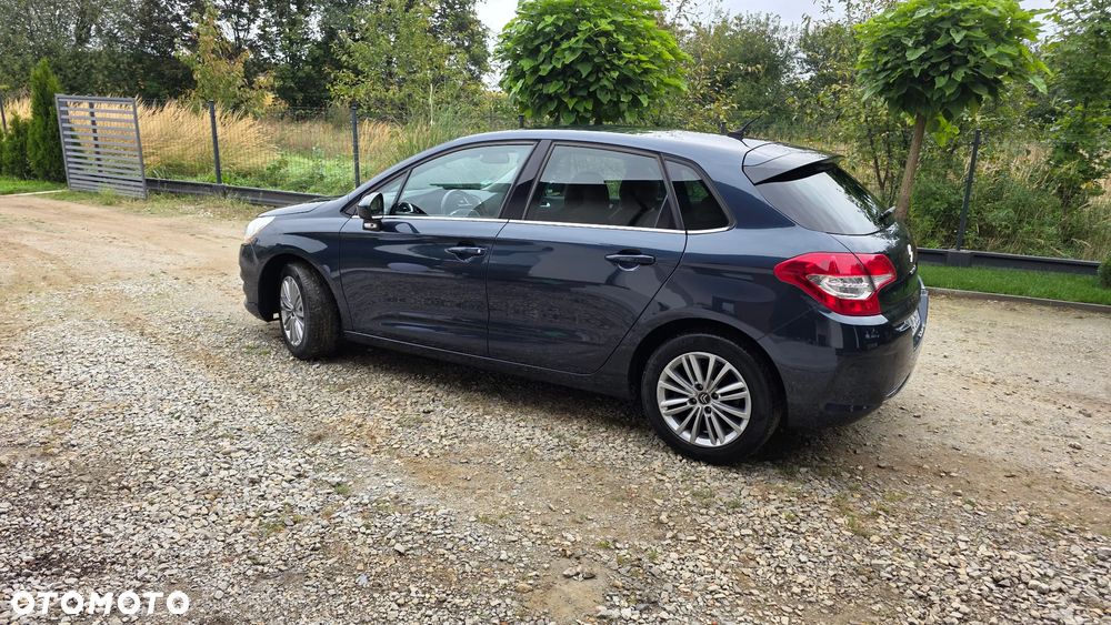Citroën C4 VTi 120 Exclusive - 11