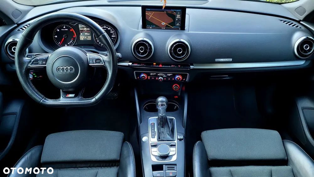 Audi A3 Sportback - 12