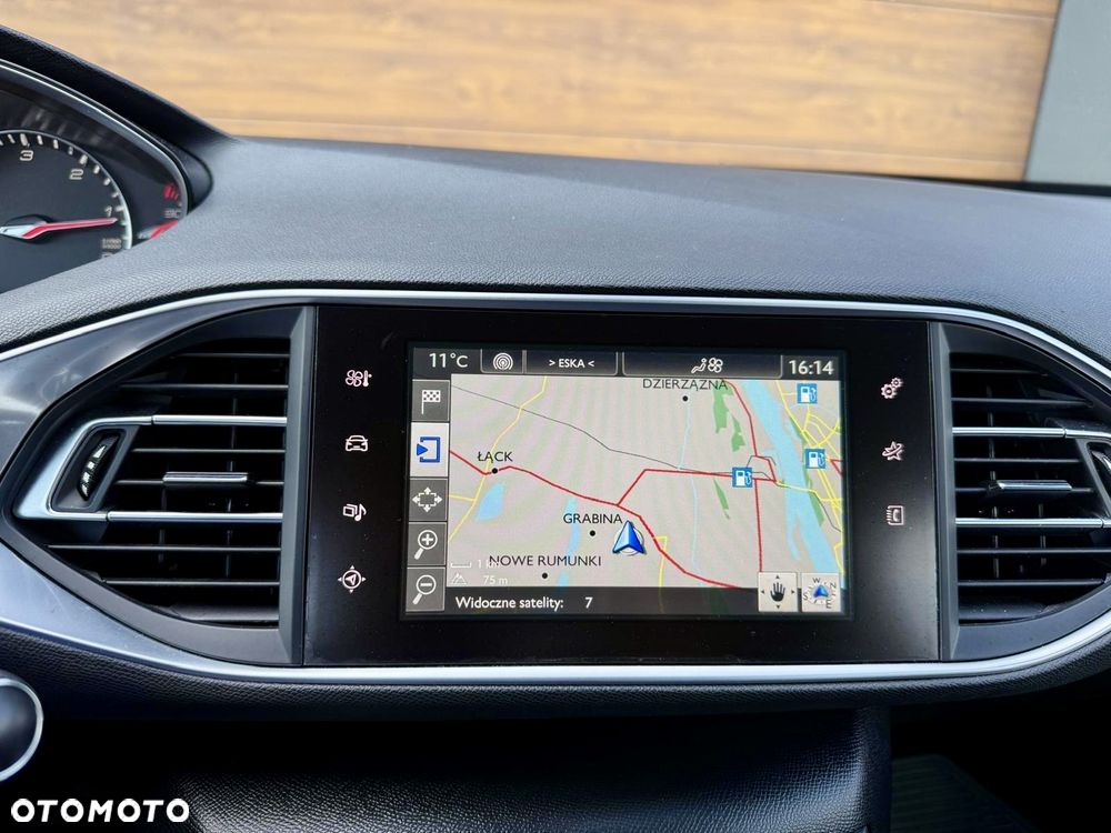 Peugeot 308 BlueHDi 150 Automatik Stop & Start Niveau 2 Business-Line - 25