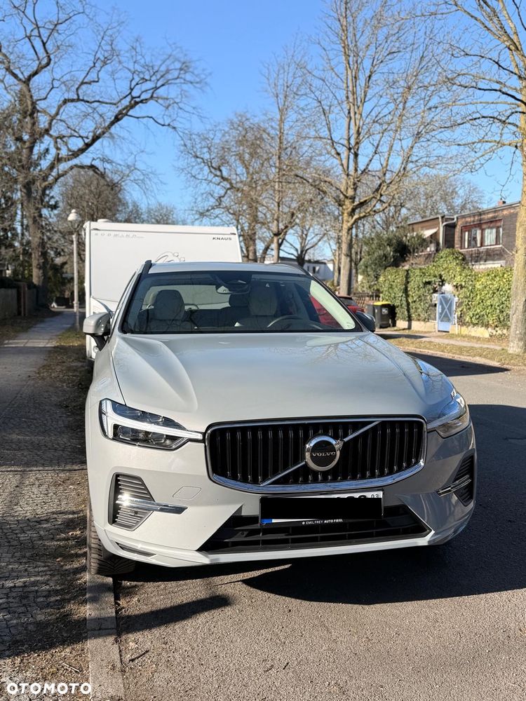 Volvo XC 60 B5 B AWD Core - 4
