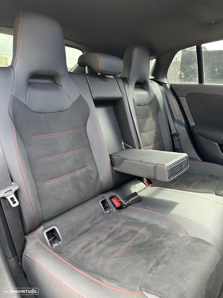 Mercedes-Benz CLA 180 d 8G-DCT AMG Line Advanced Plus - 43