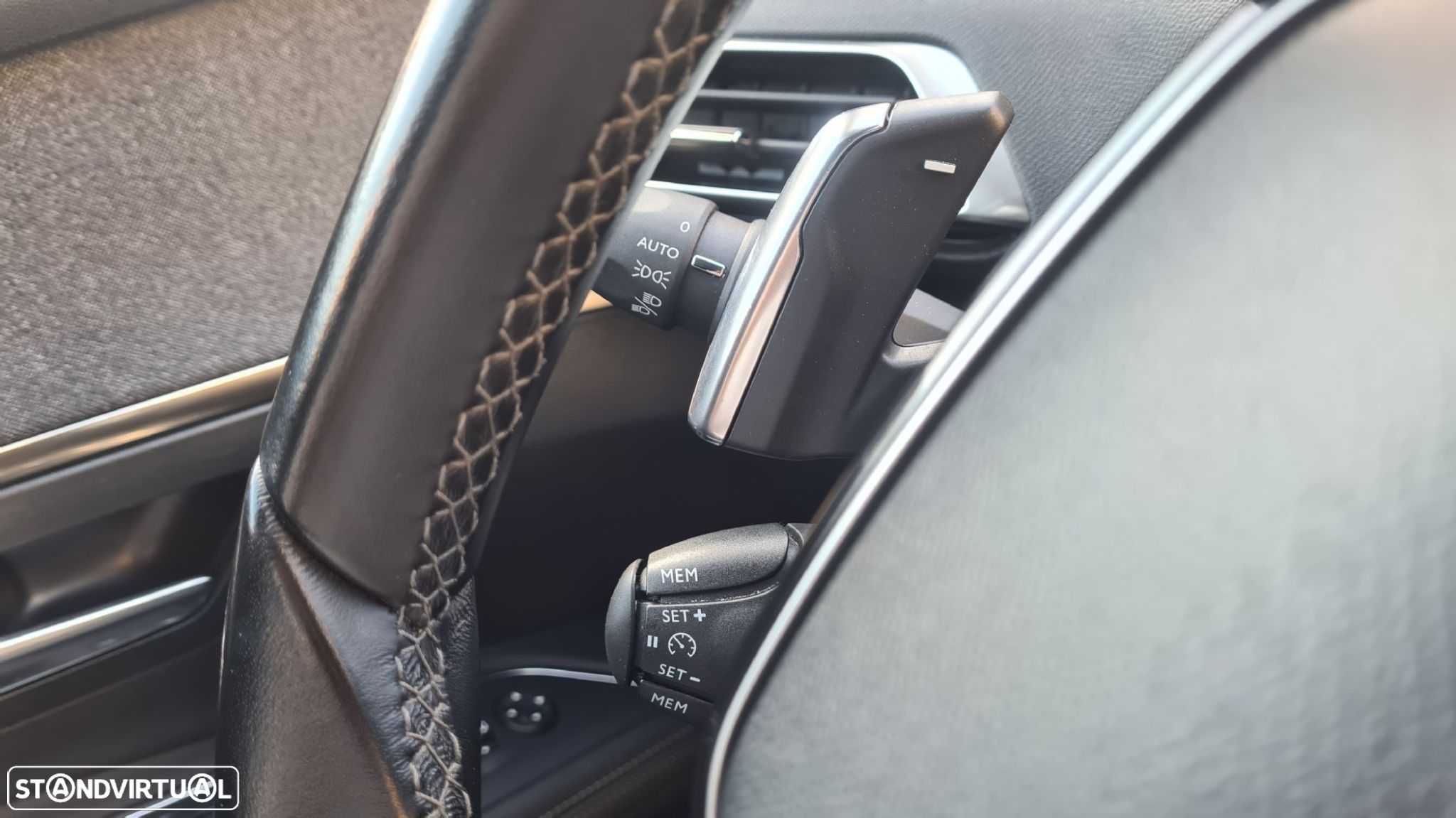 Peugeot 5008 1.5 BlueHDi Allure EAT8 - 13