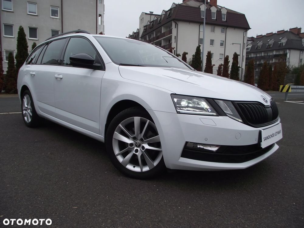 Skoda Octavia 1.5 TSI ACT Style DSG - 5