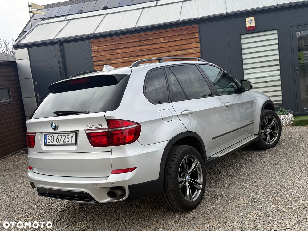 BMW X5 xDrive35i Sport-Aut - 2