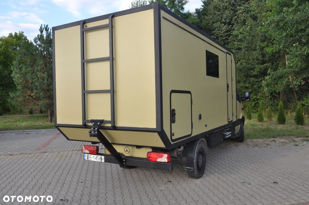 Mercedes-Benz Sprinter - 4