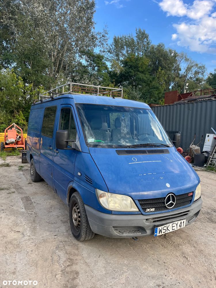 Mercedes-Benz Sprinter - 1