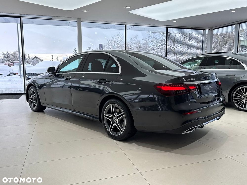 Mercedes-Benz Klasa E 220 d 4-Matic AMG/Avantgarde - 3