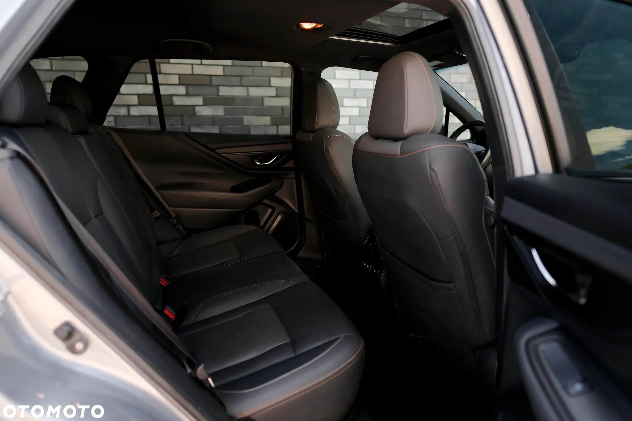 Subaru Outback - 36
