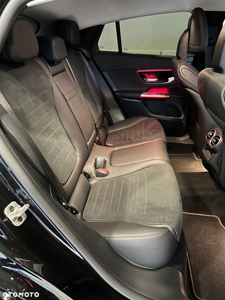 Mercedes-Benz GLC - 15