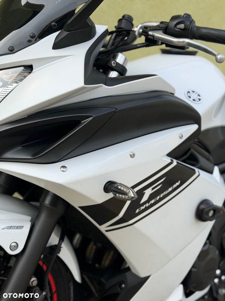 Yamaha XJ - 28