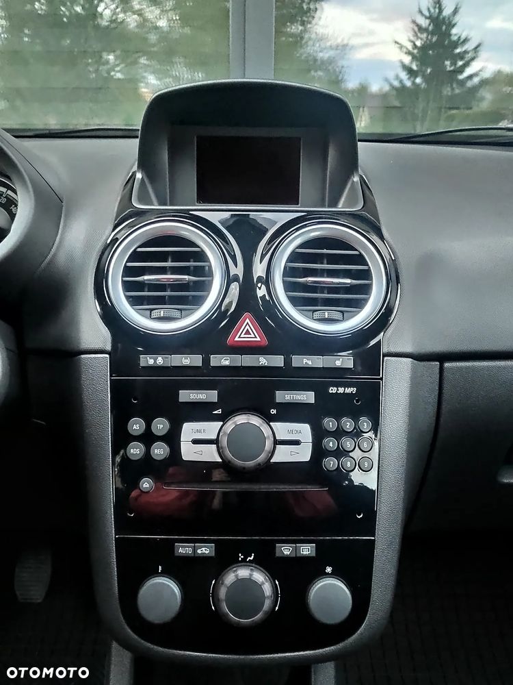 Opel Corsa - 17