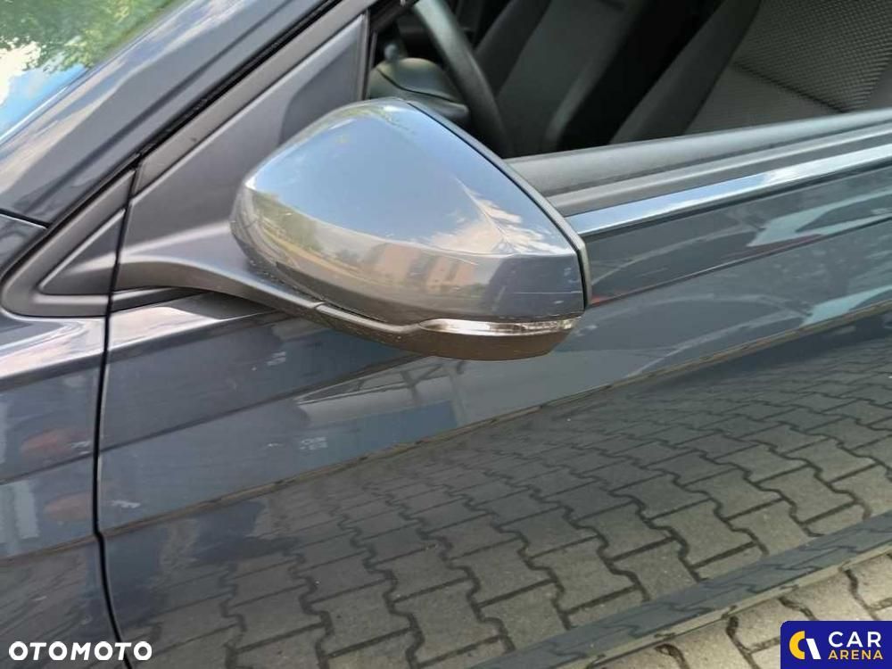 Volkswagen Polo - 13