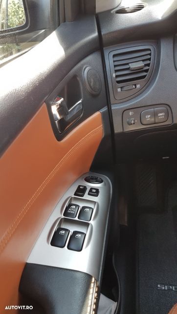 Kia Sportage 2.0i CRDI 4x4 EX Comfort+ - 7