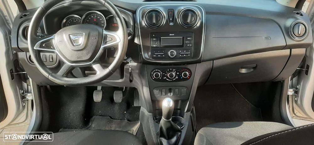 Dacia Sandero - 5