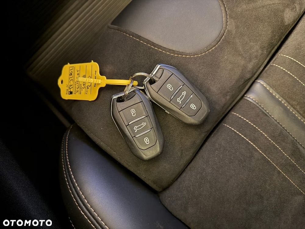 Peugeot 3008 BlueHDi 130 Stop & Start EAT8 GT Pack - 26