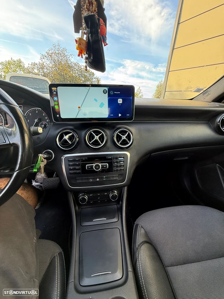 Mercedes-Benz A 220 CDI (BlueEFFICIENCY) 7G-DCT - 12