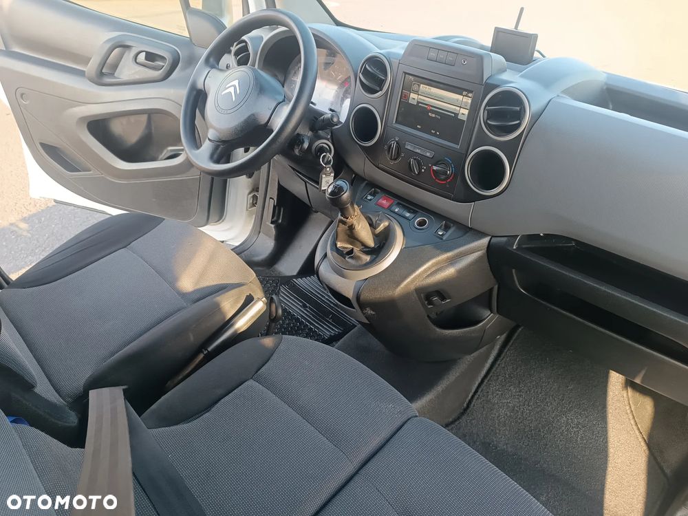 Citroën BERLINGO - 17