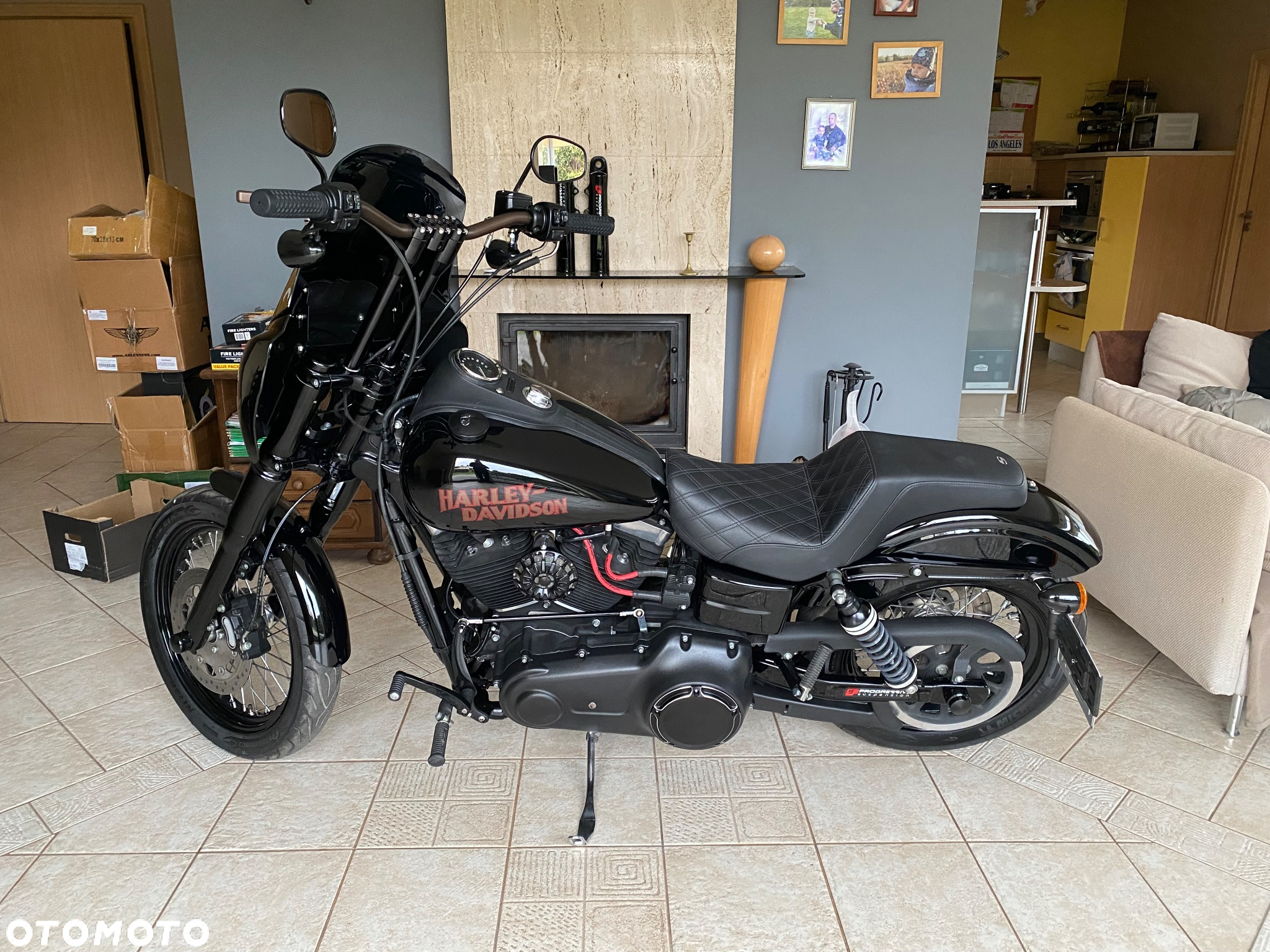 Harley-Davidson Dyna Street Bob - 5