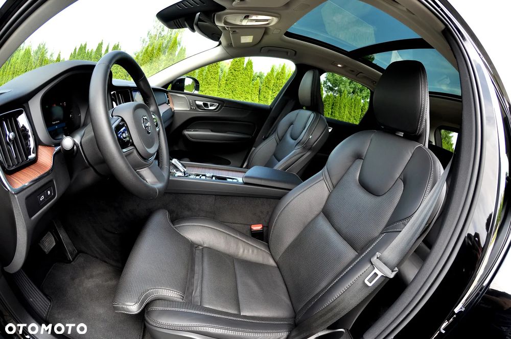 Volvo XC 60 T6 AWD Plug-In Hybrid Inscription - 17