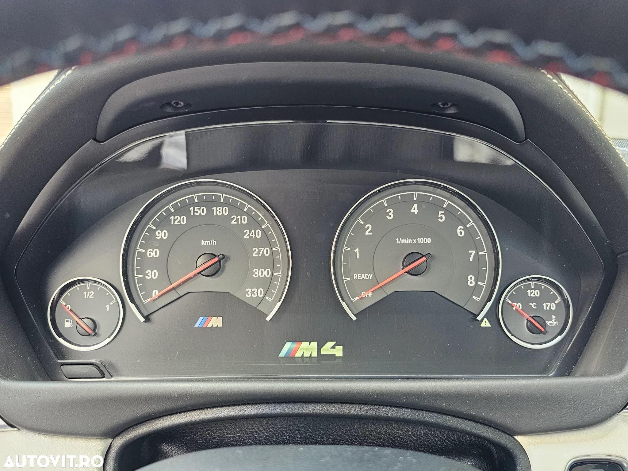 BMW M4 Coupe DKG - 26